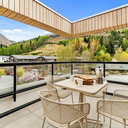 The Terrace At La Residence Du Parc Куийнстаун Екстериор снимка